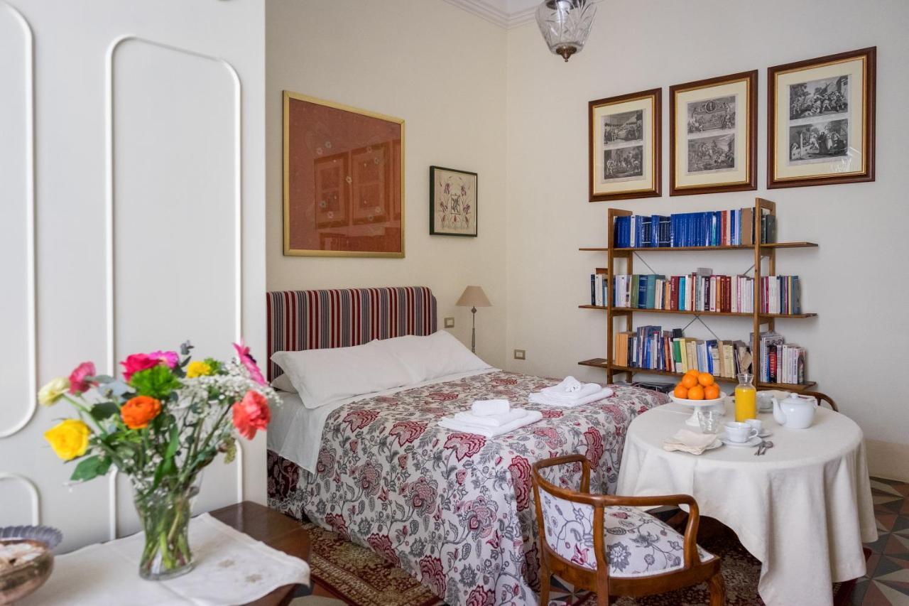 Palazzo Bernardini Suites Lecce Extérieur photo